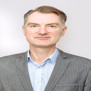 Profile photo of Simon