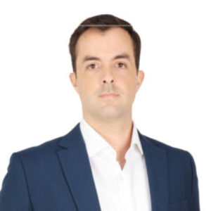 Profile photo of Roberto