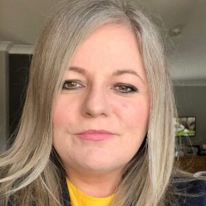 Profile photo of helen