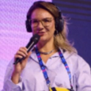 Profile photo of Bruna